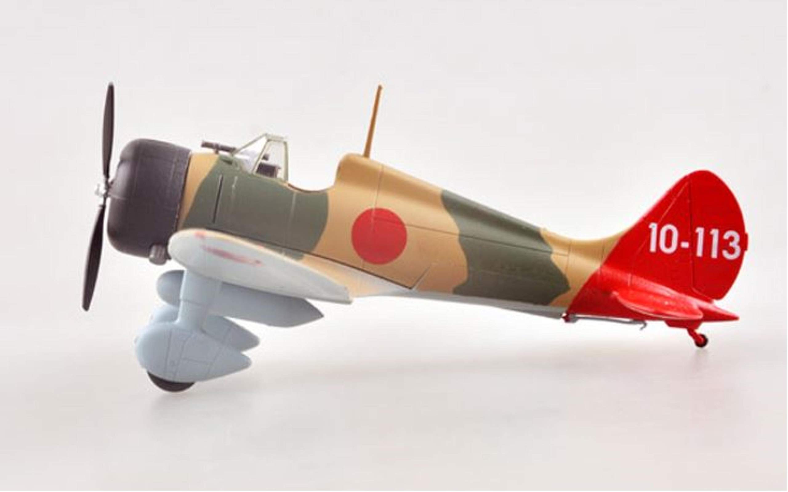 Amazon.co.jp: 1/72 完成品 36454 日本海軍 九六式艦上戦闘機 第十五